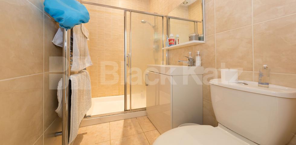 Private Garden  Milton Road, Acton Central